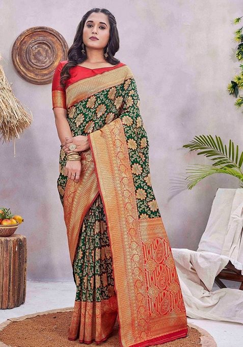 Green Jacquard Woven Saree Set