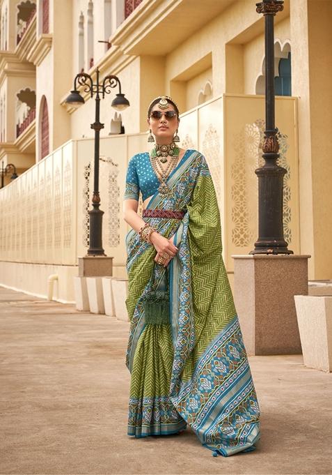 Green Printed Woven Saree Set