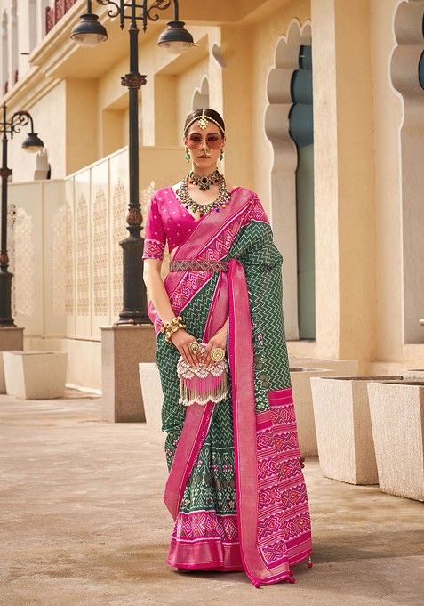 Green Printed Woven Saree Set