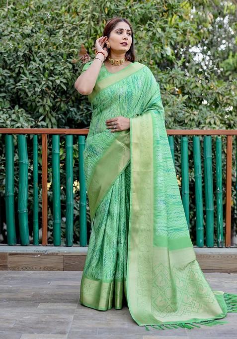 Green Printed Woven Saree Set