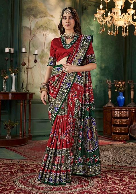 Maroon Printed Woven Saree Set