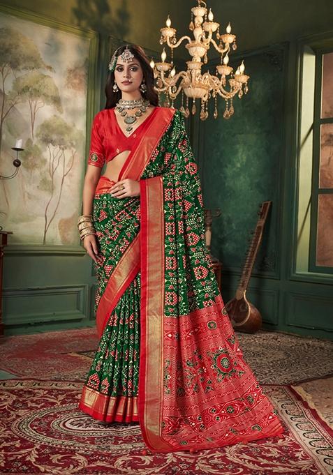 Green Printed Woven Saree Set