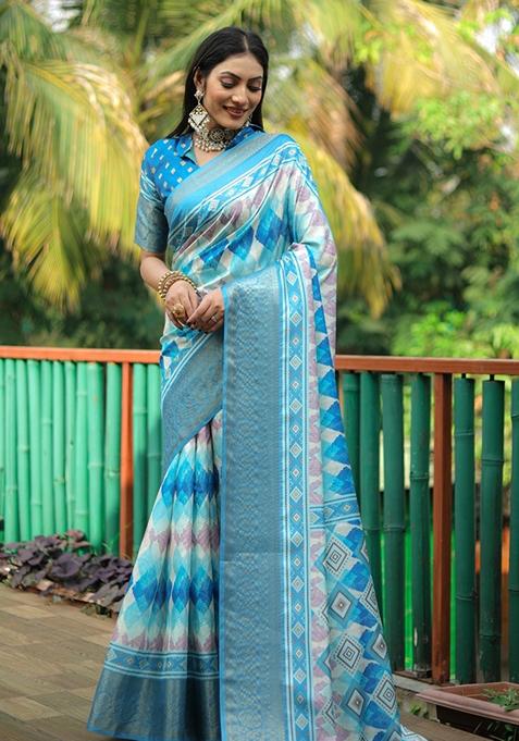 Blue Printed Woven Saree Set