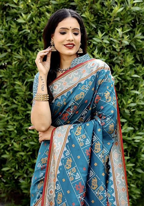 Blue Woven Handloom Silk Saree Set