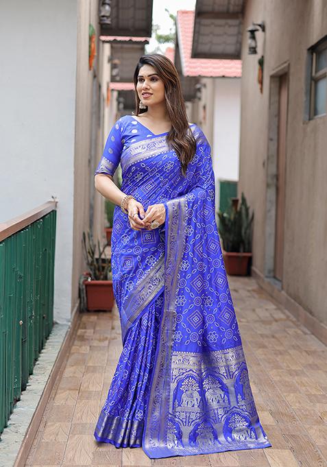 Blue Zari Woven Dola Silk Saree Set