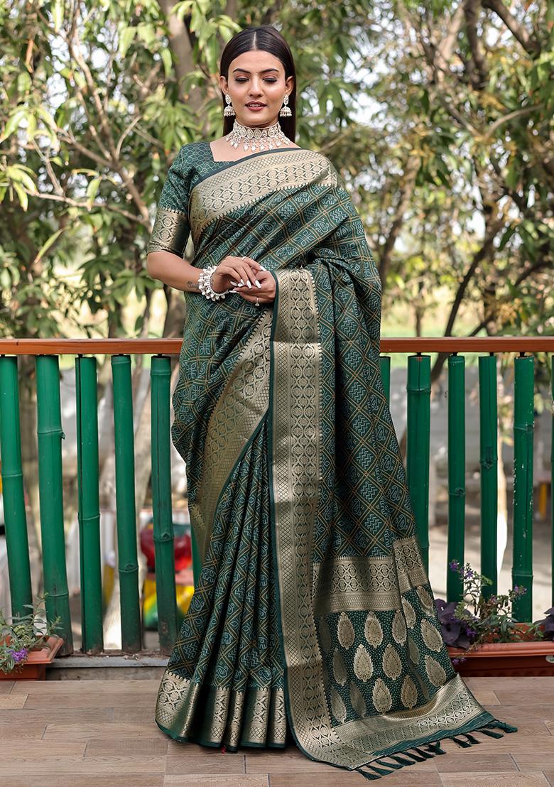 Green Bandhej Patola Woven Handloom Silk Saree Set