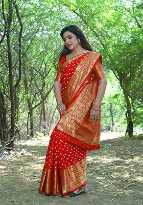 Maroon Zari Woven Kanjivaram Silk Saree Set