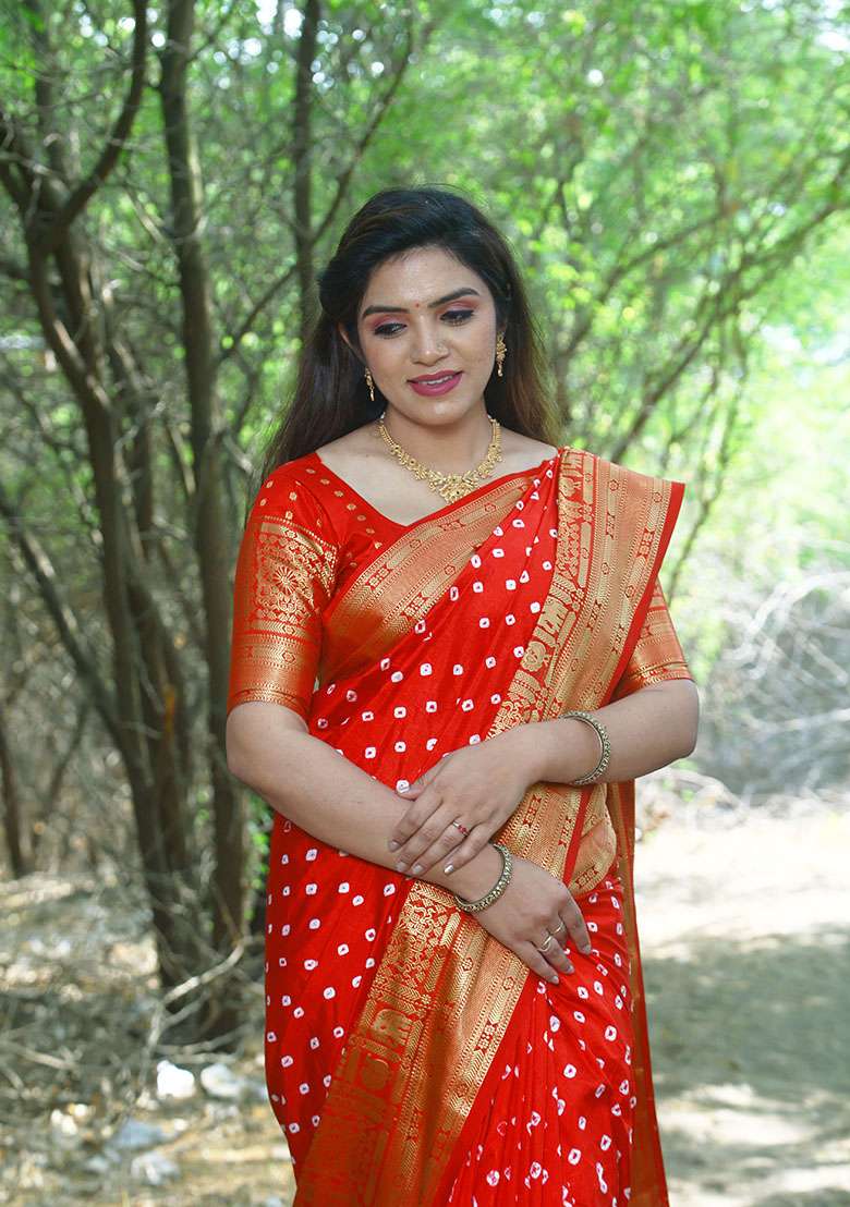 Maroon Zari Woven Kanjivaram Silk Saree Set - Indya