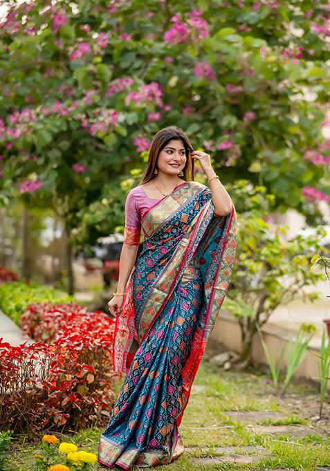 Blue Woven Banarasi Silk Saree Set