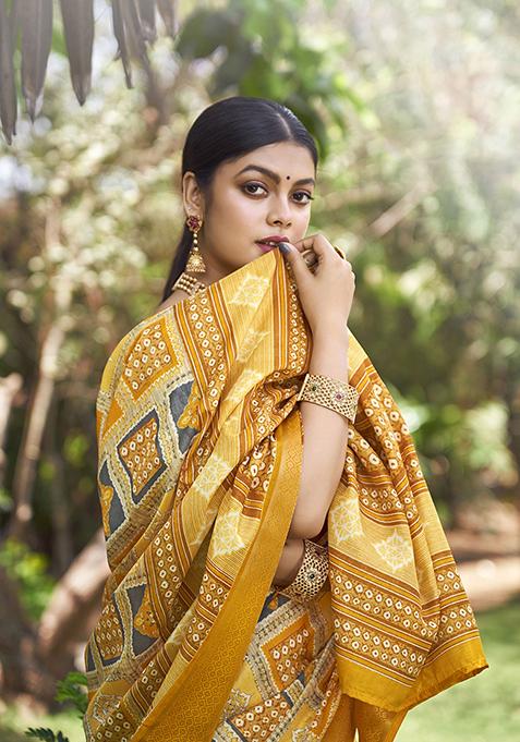 Yellow Woven Printed Kalamkari Silk Saree Set