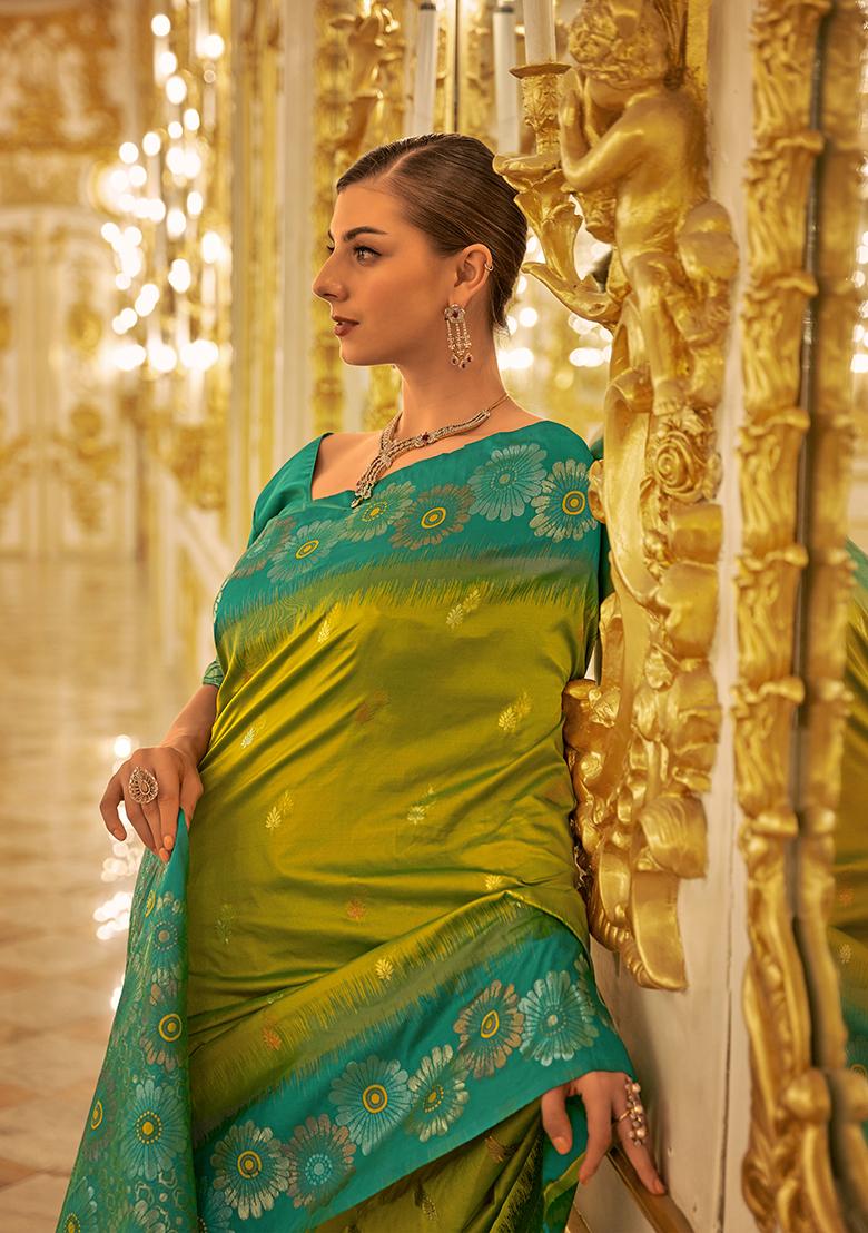 Lemon yellow Woven Banarasi Silk Saree Set