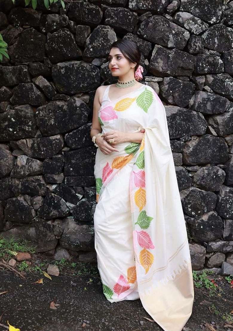 White Banarasi Soft Silk Blend Saree Set for Diwali | Wedding & Festive Wear - Indya
