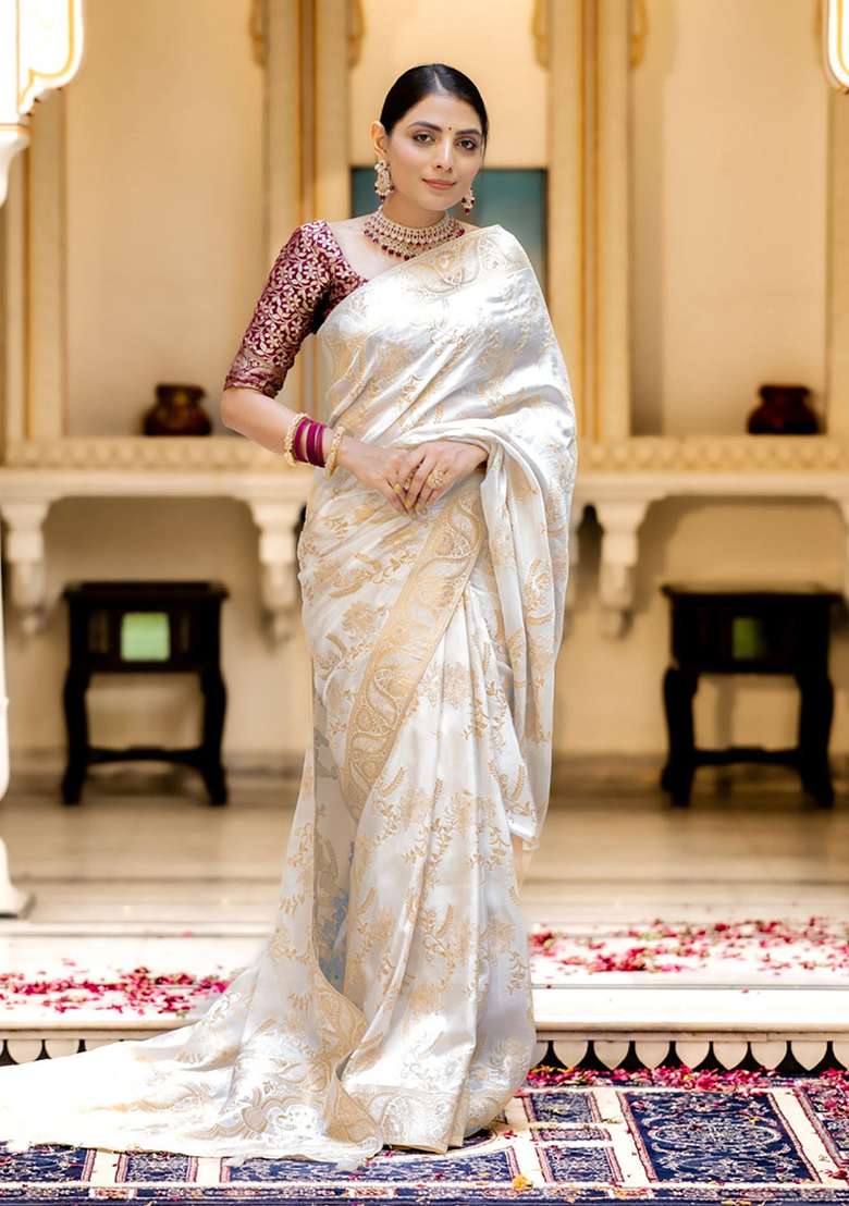 Cream Banarasi Soft Silk Blend Saree Set for Diwali and Festive Wear - Indya