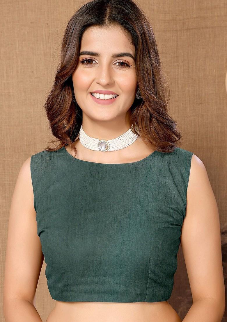 Green Ethnic Motifs Sequin Embroidered Organza Saree Set