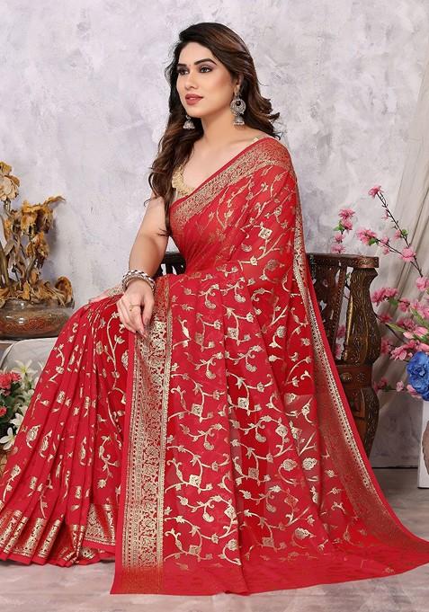 Red Ethnic Motifs Printed Saree Set