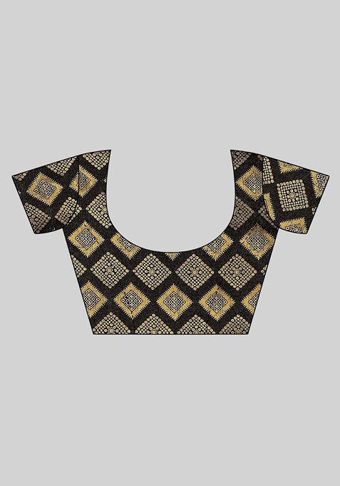 Blue Ethnic Motifs Printed Saree Set