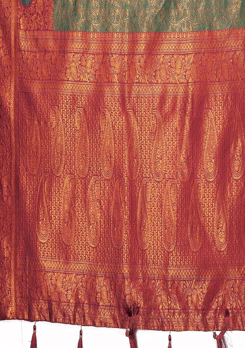 Green Ethnic Motifs Woven Zari Banarasi Saree Set