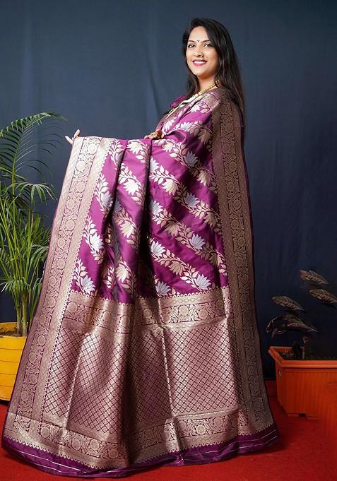 Purple Floral Print Woven Zari Pure Banarasi Silk Saree Set