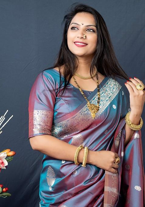 Green Floral Motif Woven Zari Pure Banarasi Silk Saree Set