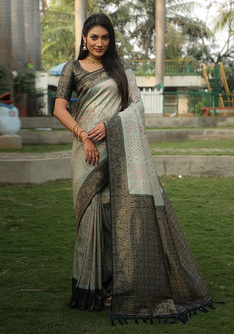 Grey Woven Zari Pure Kanjeevaram Silk Saree Set