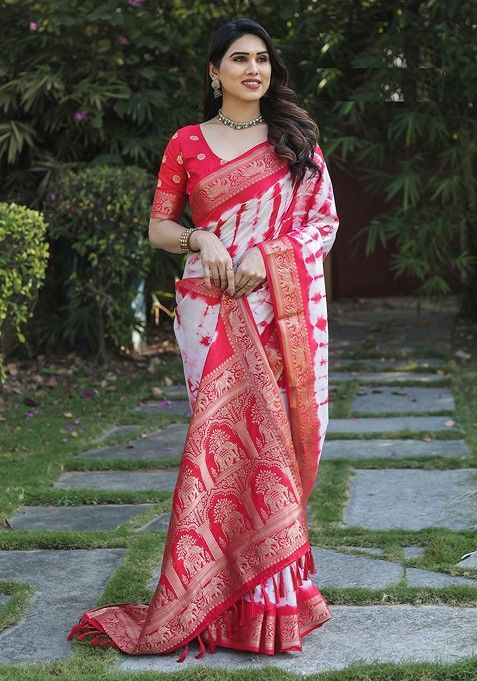 Red Tie And Dye Pure Silk Bandhani Saree Set