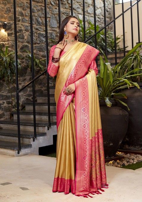 Gold Ethnic Motifs Woven Banarasi Saree Set