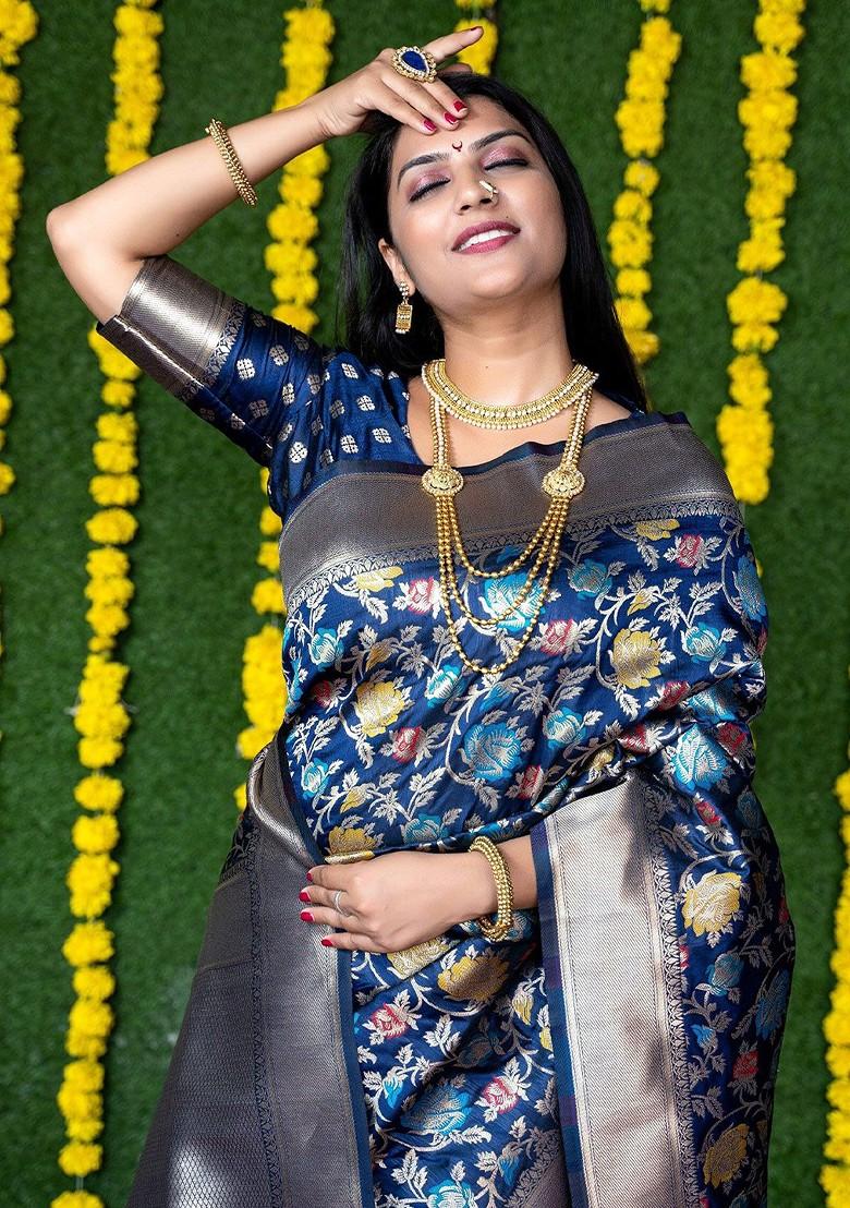Navy Blue Navy Floral Motif Woven Zari Pure Banarasi Silk Saree Set