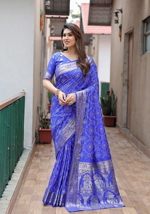 Blue Ethnic Motif Pure Silk Bandhani Saree Set