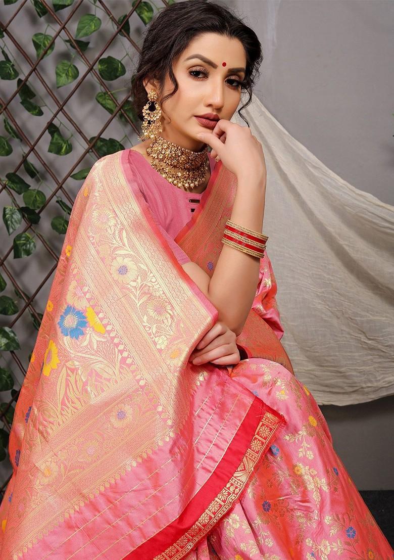 Peach Floral Woven Zari Pure Banarasi Silk Saree Set