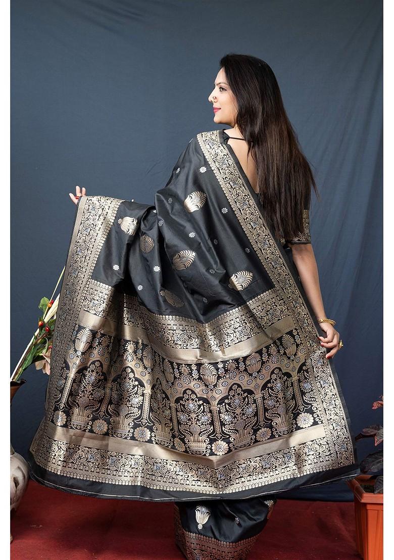 Black Floral Motif Woven Zari Pure Banarasi Silk Saree Set