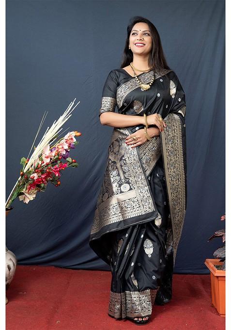 Black Floral Motif Woven Zari Pure Banarasi Silk Saree Set