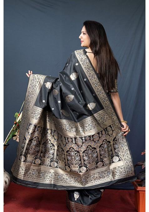 Black Floral Motif Woven Zari Pure Banarasi Silk Saree Set