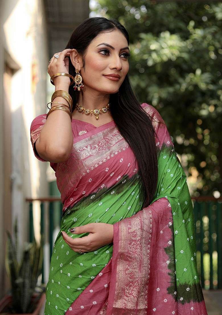 Sea Green Zari Pure Silk Bandhani Saree Set for Diwali and Festive Wear - Indya