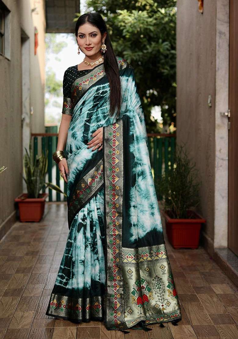 Green Tie And Dye Zari Pure Silk Saree Set - Indya