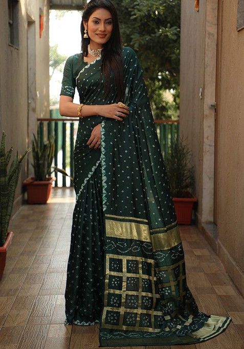 Green Printed Zari Pure Silk Bandhani Saree Set