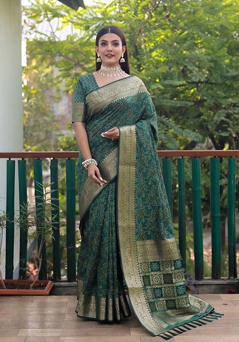 Green Woven Zari Pure Silk Bandhani Saree Set