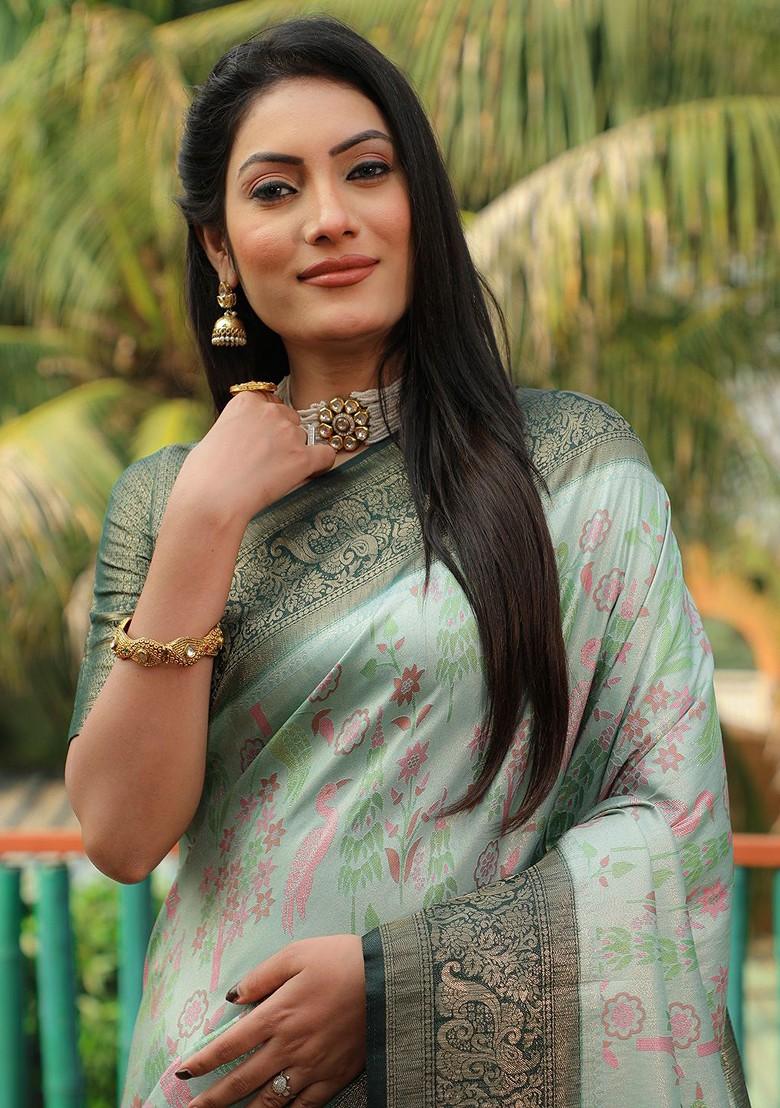 Green Woven Pure Kanjeevaram Silk Saree Set