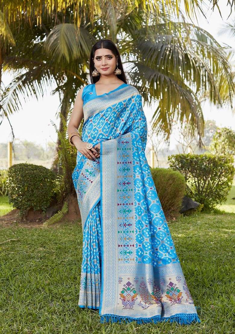 Turquoise Blue Woven Zari Pure Silk Bandhani Saree Set - Indya