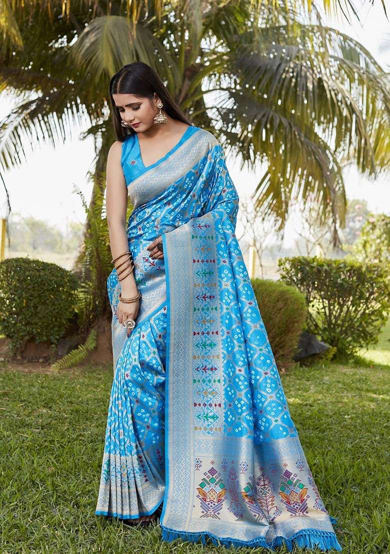 Turquoise Blue Woven Zari Pure Silk Bandhani Saree Set - Indya