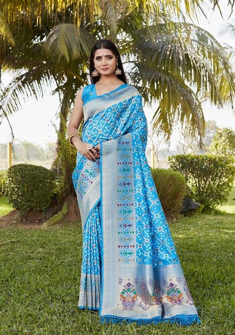 Turquoise Blue Woven Zari Pure Silk Bandhani Saree Set