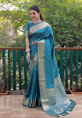 Blue Woven Pure Silk Bandhani Saree Set