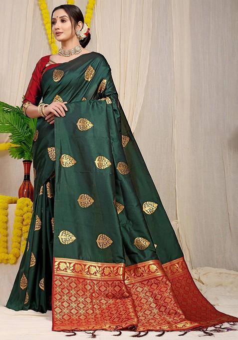 Green Floral Woven Zari Pure Banarasi Silk Saree Set