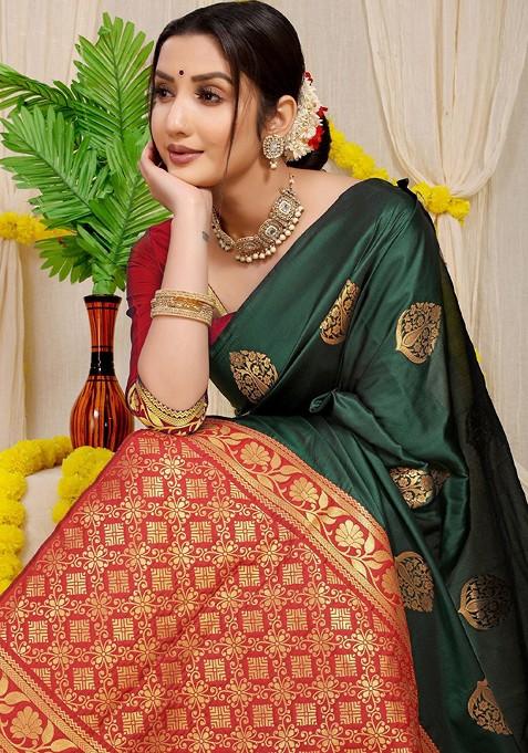 Green Floral Woven Zari Pure Banarasi Silk Saree Set