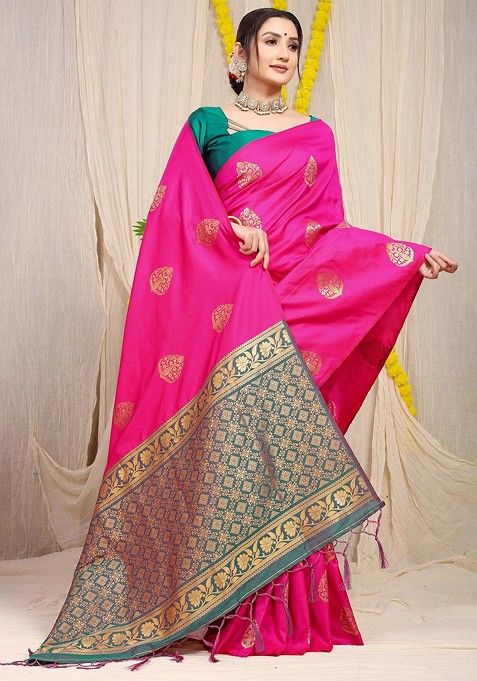 Pink Floral Woven Zari Pure Banarasi Silk Saree Set