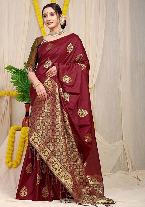 Maroon Floral Woven Zari Pure Banarasi Silk Saree Set