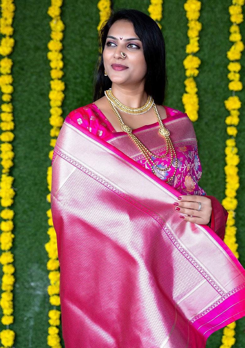 Pink Floral Motif Woven Zari Pure Banarasi Silk Saree Set