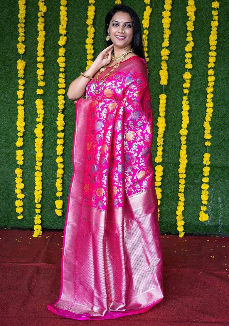 Pink Floral Motif Woven Zari Pure Banarasi Silk Saree Set