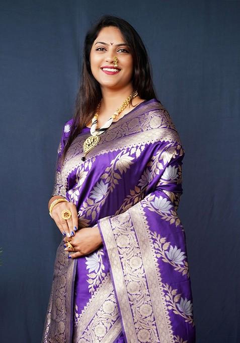 Violet Floral Woven Zari Pure Banarasi Silk Saree Set