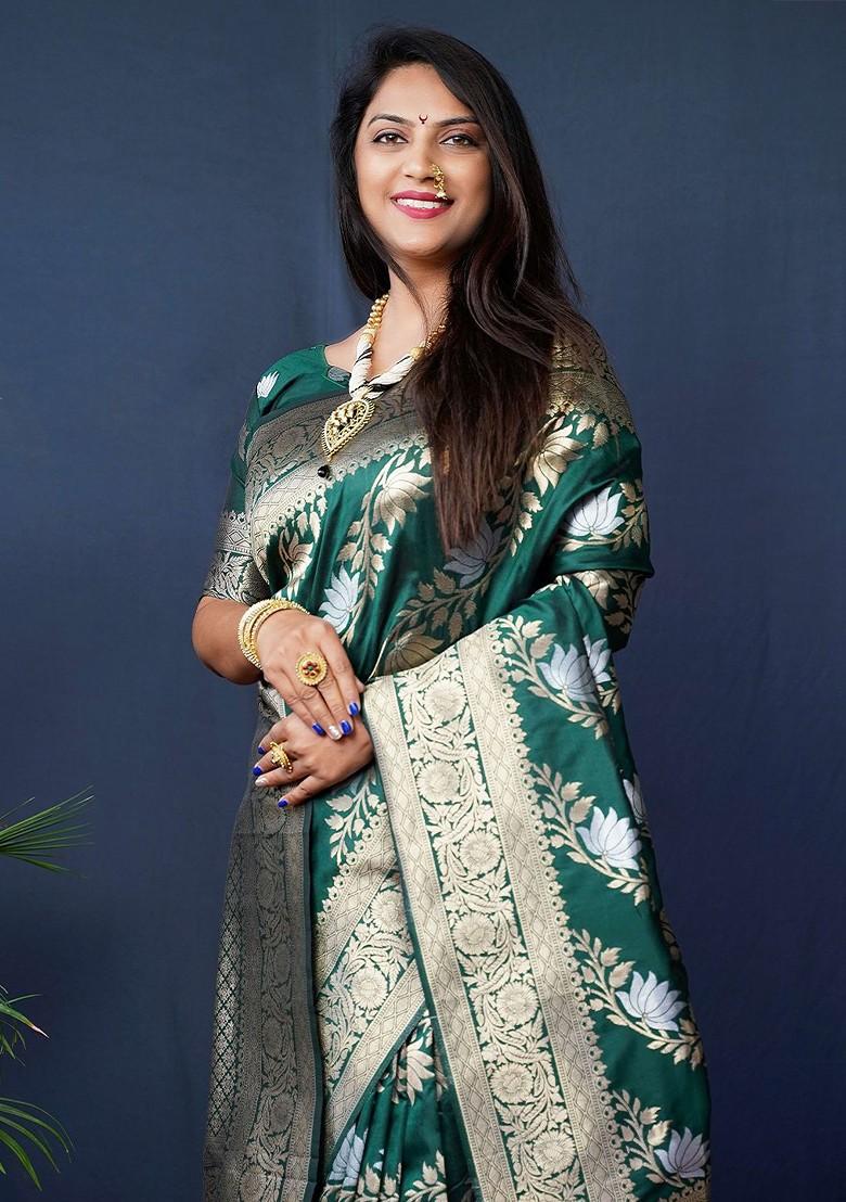 Green Floral Woven Zari Pure Banarasi Silk Saree Set