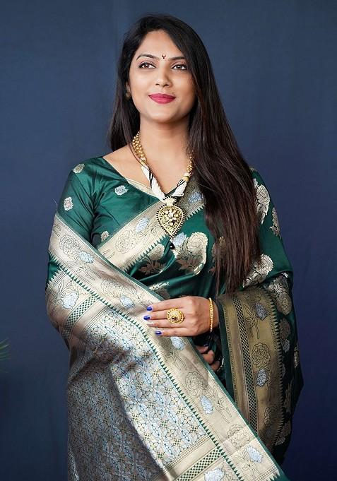 Green Floral Woven Zari Pure Banarasi Silk Saree Set